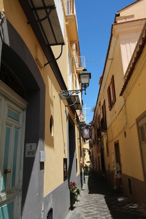 Piazza Tasso B&B Relais Sorrento Exterior foto