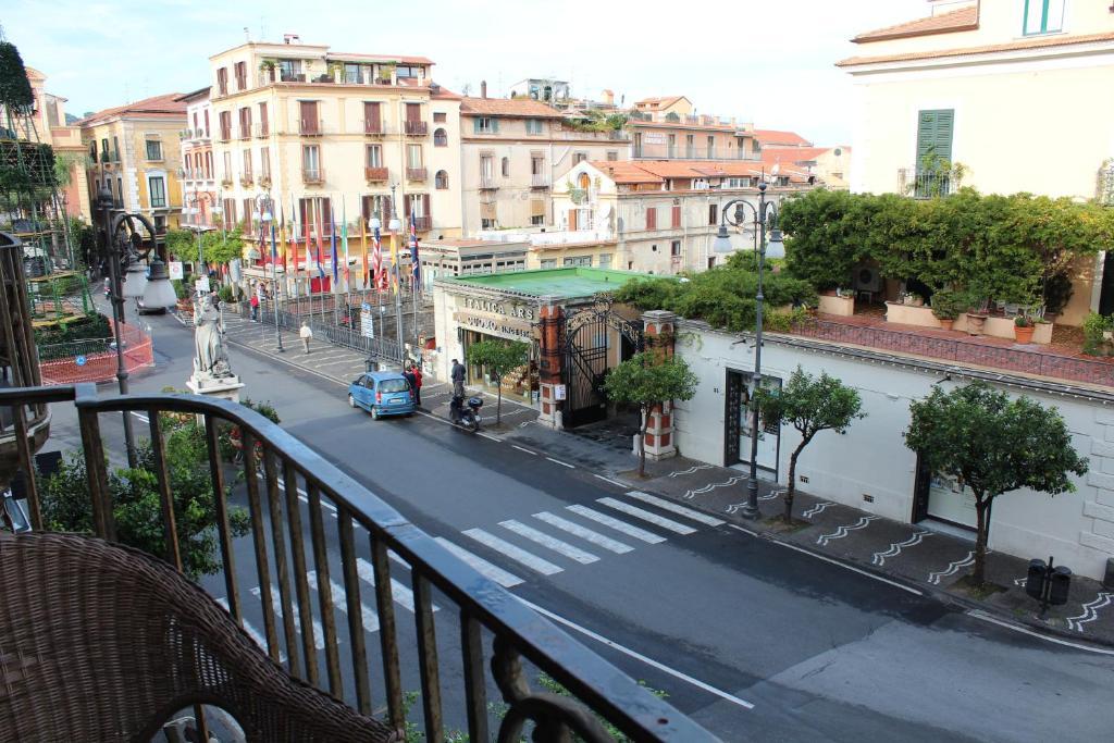 Piazza Tasso B&B Relais Sorrento Exterior foto