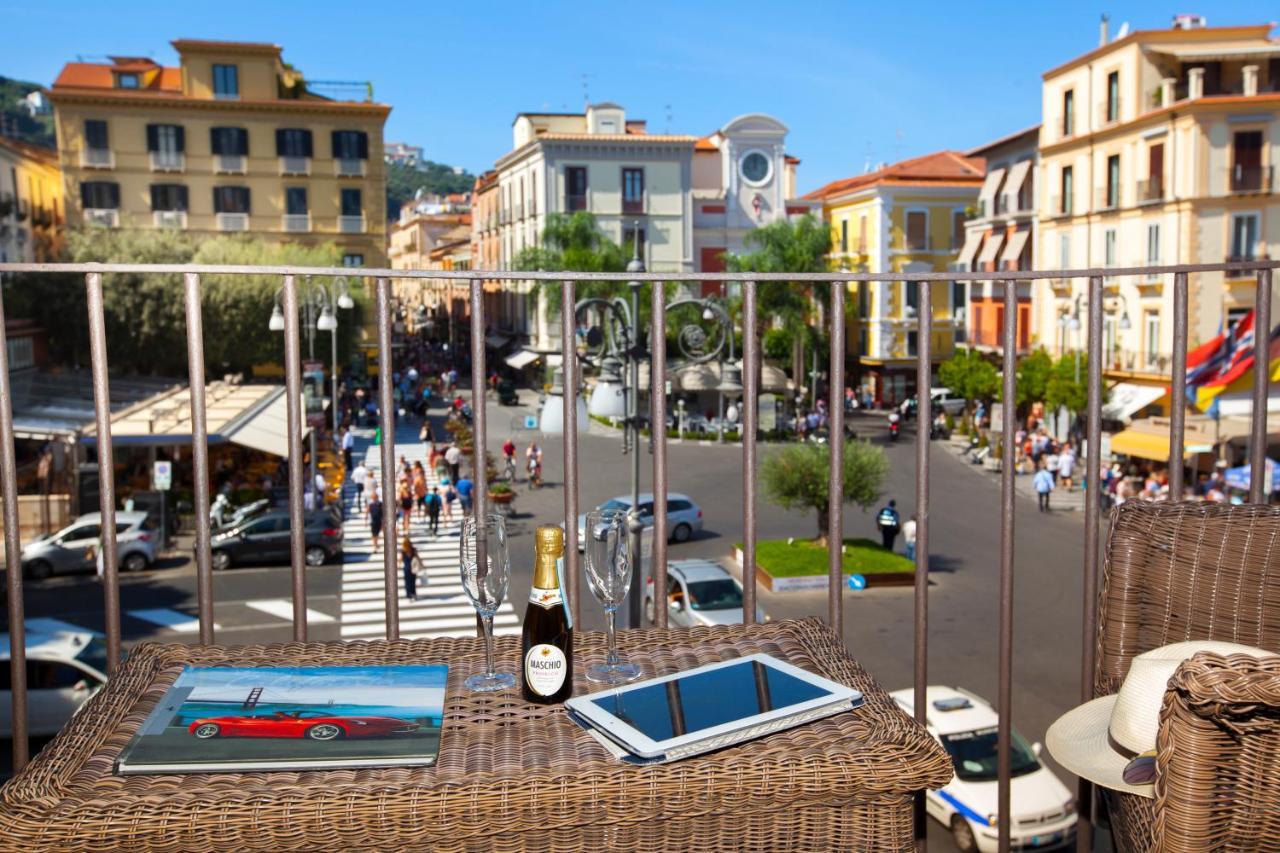 Piazza Tasso B&B Relais Sorrento Exterior foto